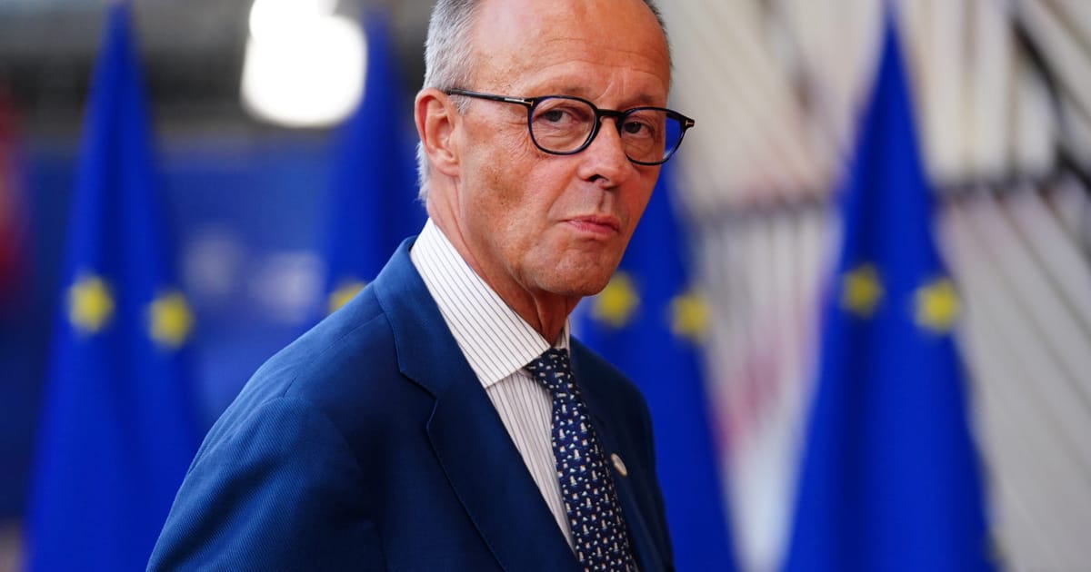 MACRON E MERZ ATTACCANO LA POSIZIONE DELL’UE SUI COLLOQUI CON PUTIN