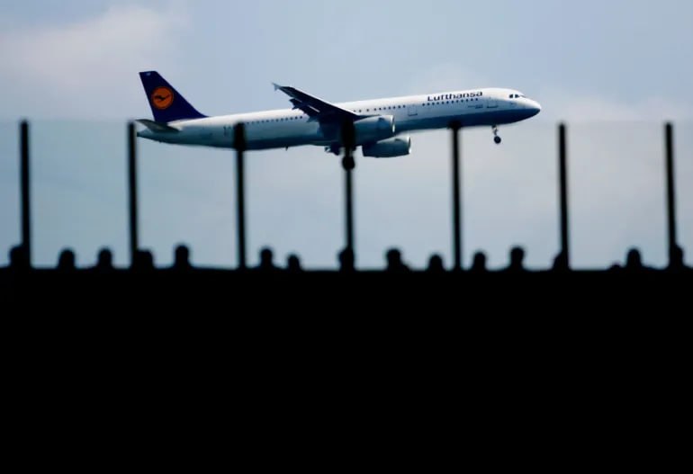 LUFTHANSA SEGNALA DI ESSERE PRONTA A RIPRENDERE I VOLI VERSO L’IRAN