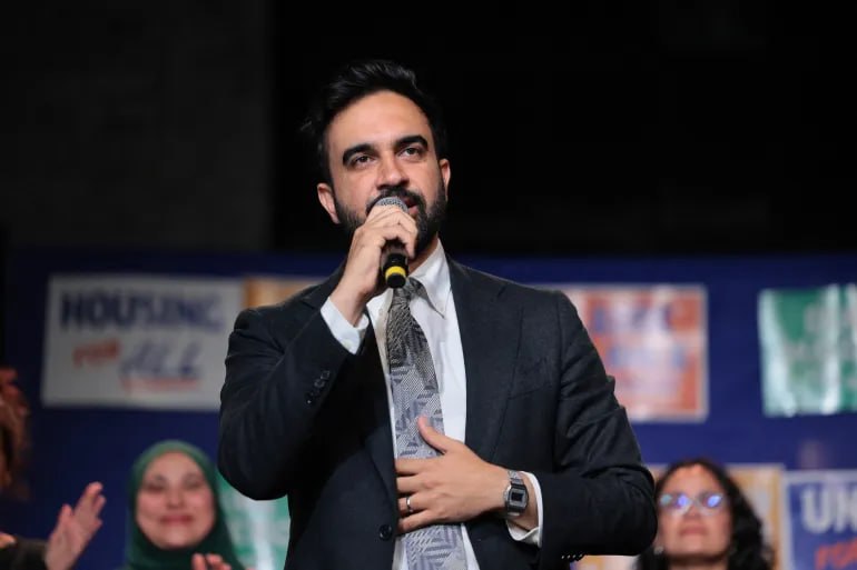 MAMDANI: “NETANYAHU È UN CRIMINALE DI GUERRA, IL SUO POSTO È A L’AIA”