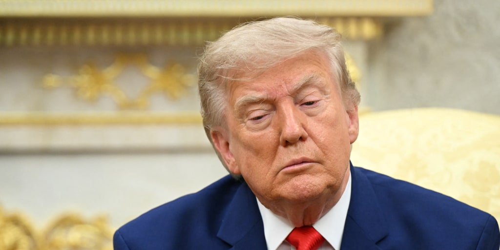 TRUMP ‘ESASPERATO’ SULL’IRAN POICHÉ GLI ALTI FUNZIONARI NON RIESCONO A METTERSI D’ACCORDO SULLA STRATEGIA, DICONO LE FONTI