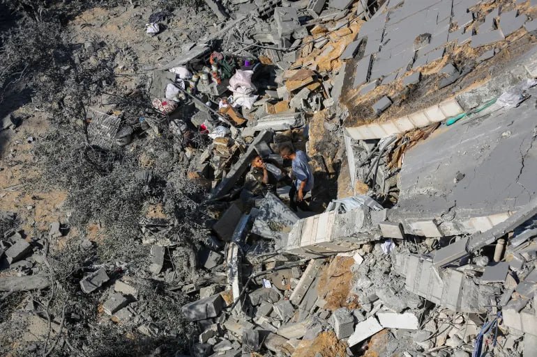 GAZA, NOTTE SANGUINOSA. OTTO MORTI