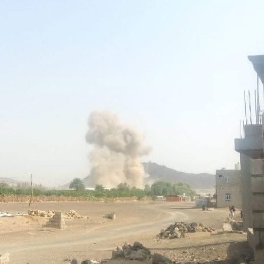 ATTACCHI HOUTHI CON DRONI E MISSILI BALISTICI UCCIDONO DECINE DI SOLDATI DEL GOVERNO YEMENITA