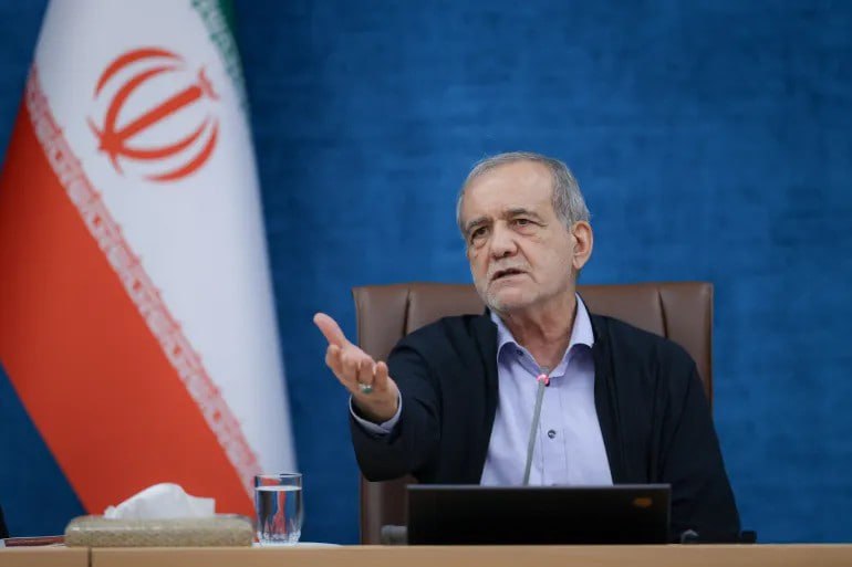PEZESHKIAN: “IL MONDO È STUPITO DALLA ‘RESISTENZA, SOLIDARIETÀ E COESIONE” DELL’IRAN PEZESHKIAN: “IL MONDO È STUPITO DALLA ‘RESISTENZA, SOLIDARIETÀ E COESIONE” DELL’IRAN