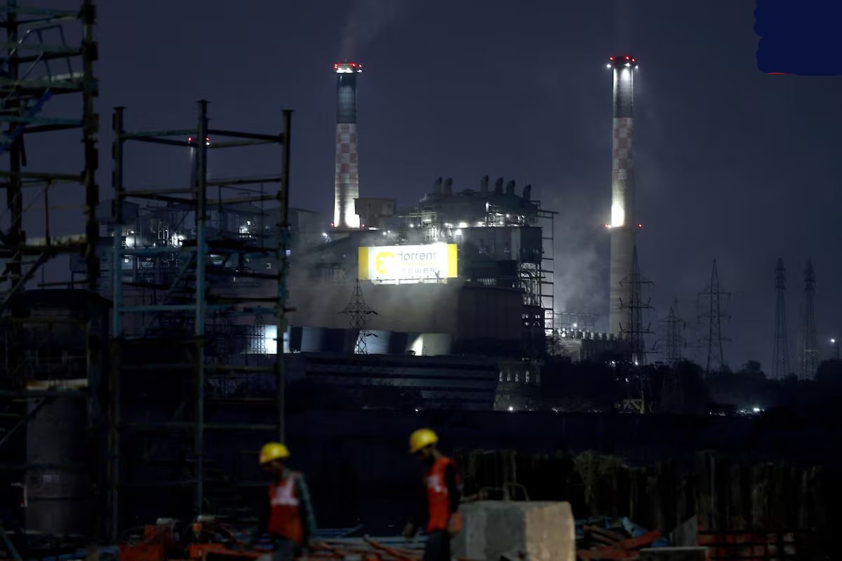 LIBIA. IL POMPAGGIO DEL PETROLIO RIPRENDE