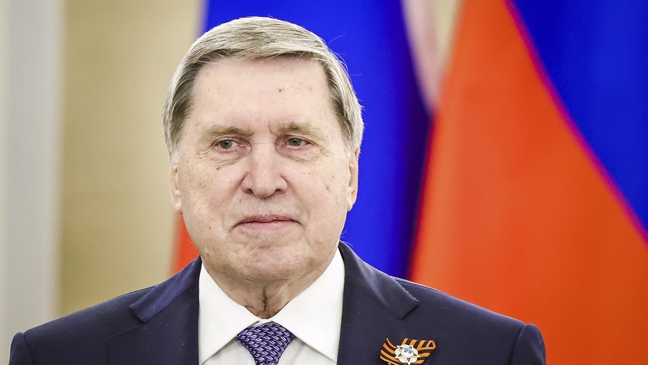 USHAKOV: “RUSSIA PRONTA A COLLOQUI TRILATERALI, MA DOPO IL 4 NOVEMBRE”